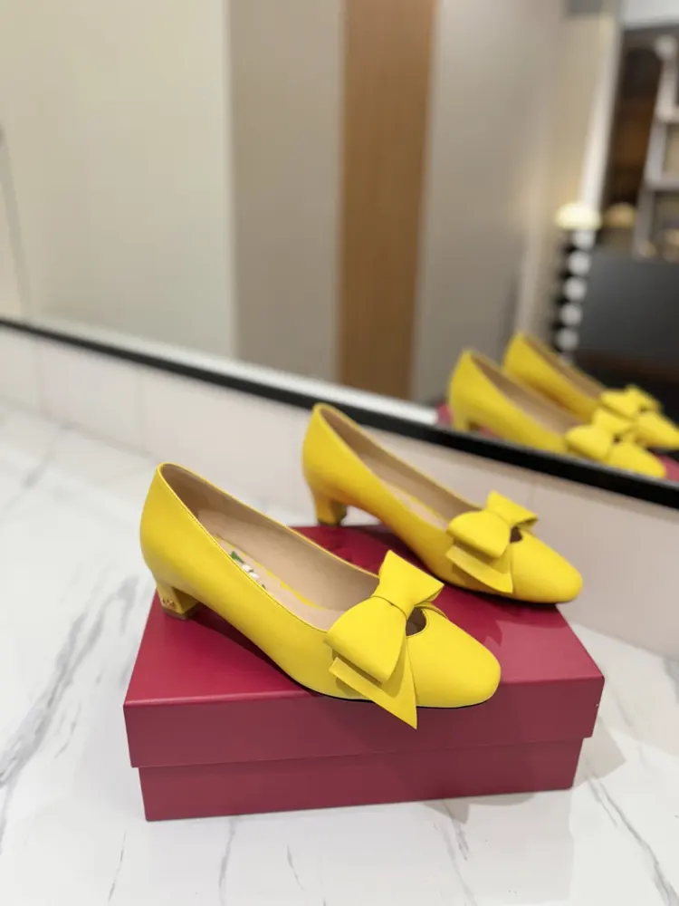 Valentino VLOGO SIGNATURE bow-knot round-toe shoes