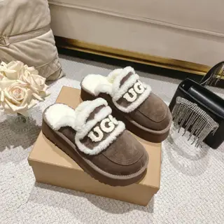 UGG thick-soled slippers