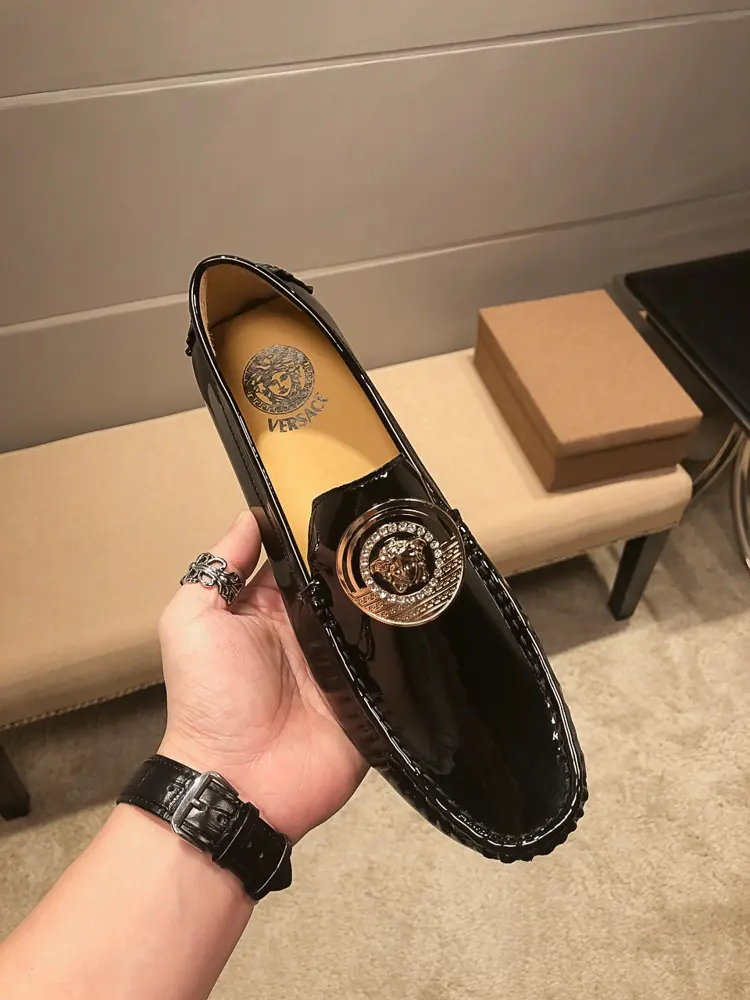 Versace high-end men’s four-season casual loafers