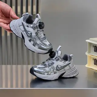 Nike V2K RUNTEKK children’s shoes