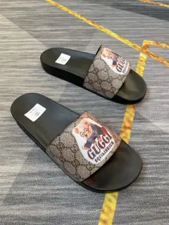 Gucci couple flip flops