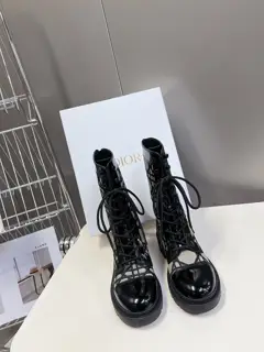 Dior autumn and winter catwalk work boots