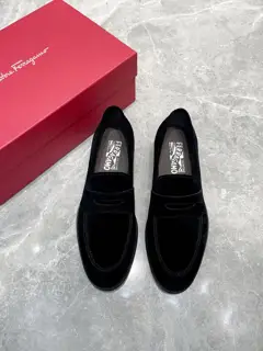 Salvatore Ferragamo Ferragamo men’s casual leather shoes