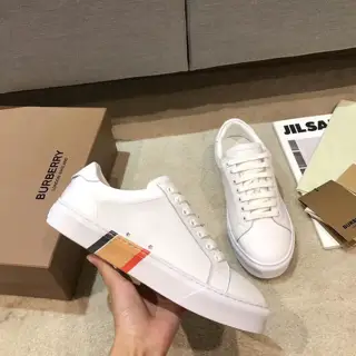 BURBERRY sneakers