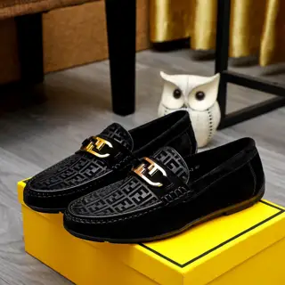FENDI new men’s casual slip-on shoes Classic series not to be missed The first layer
