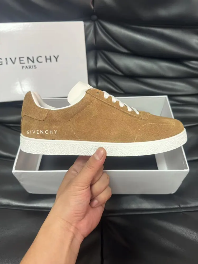 Givenchy casual sneakers