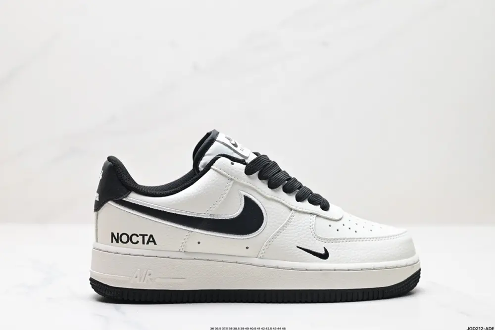Nike AIR FORCE 1’07 Sneakers DH9888-005