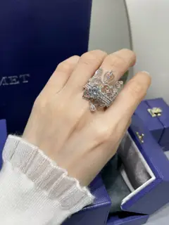 Chaumet 2-in-1 crown ring