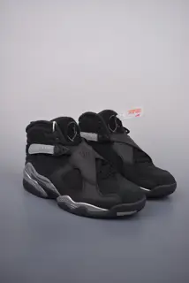 Nike high-top retro basketball shoes