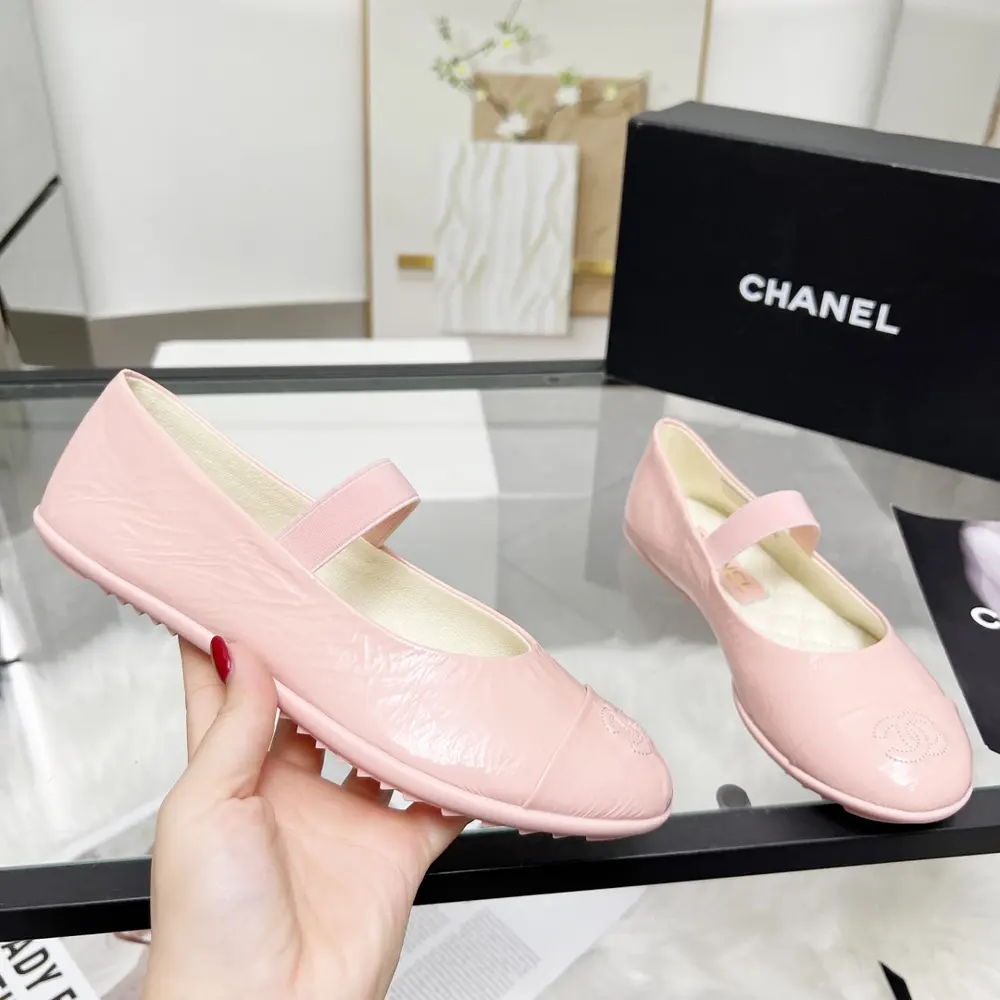 Chanel early spring single shoes