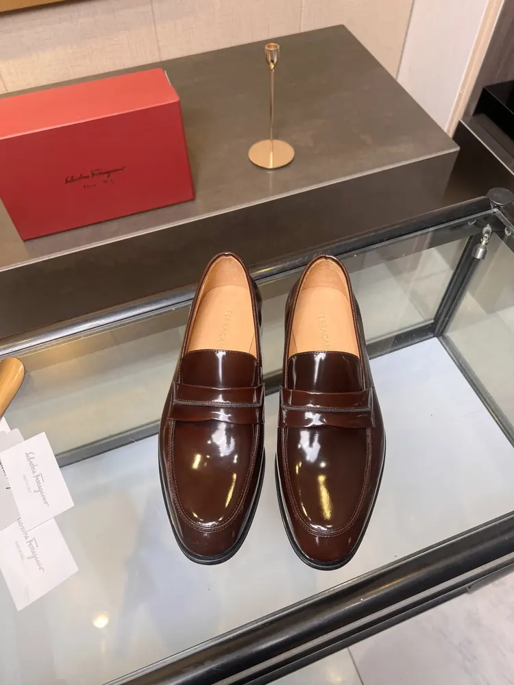 Salvatore Ferragamo men’s leather shoes
