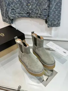 UGG thick-soled elastic shoes are now online