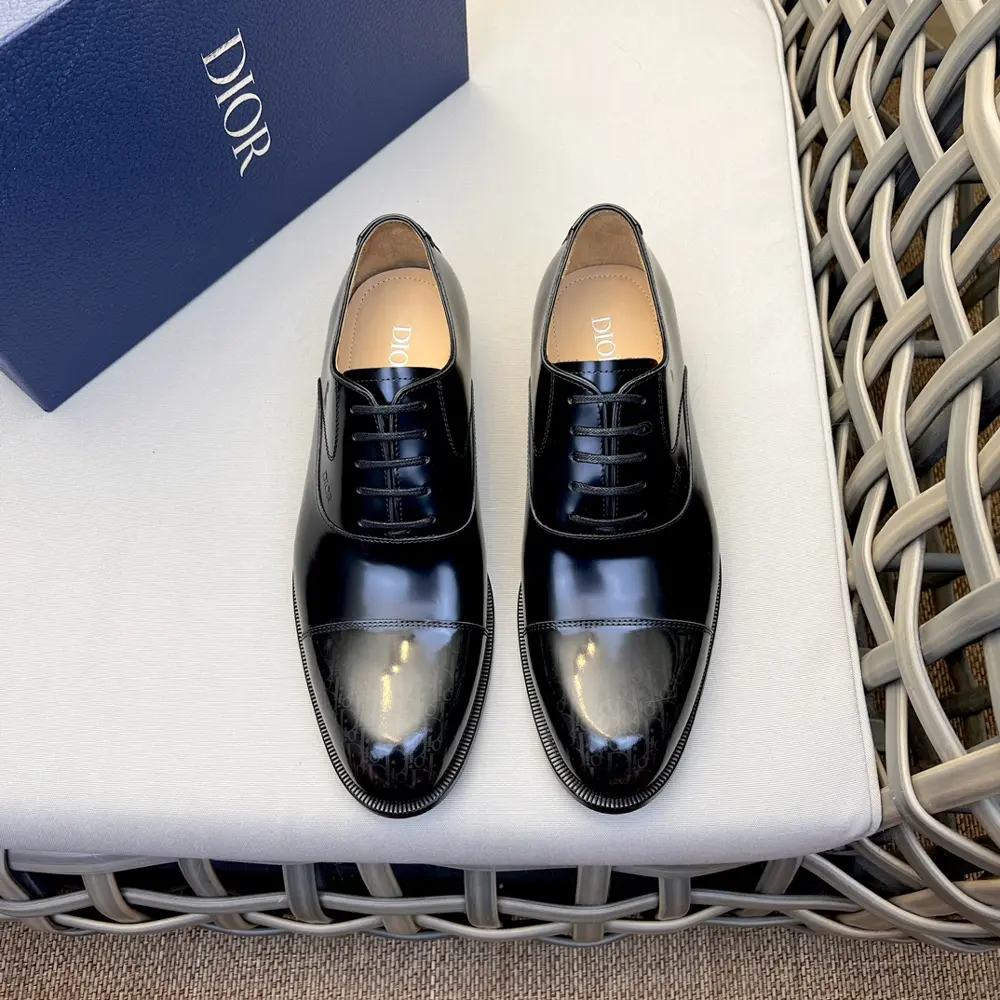 Dior Derby Shoes|Formal leather shoes with leather sole|Crafted with open-edge pearl