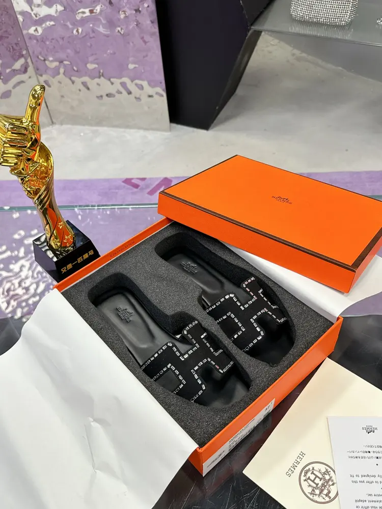Hermès H slippers