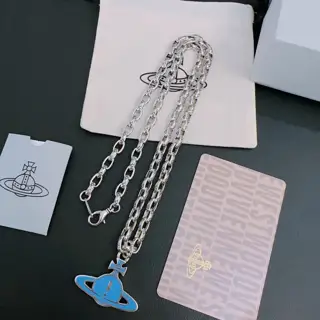 Vivienne Westwood Classic Large Saturn Necklace