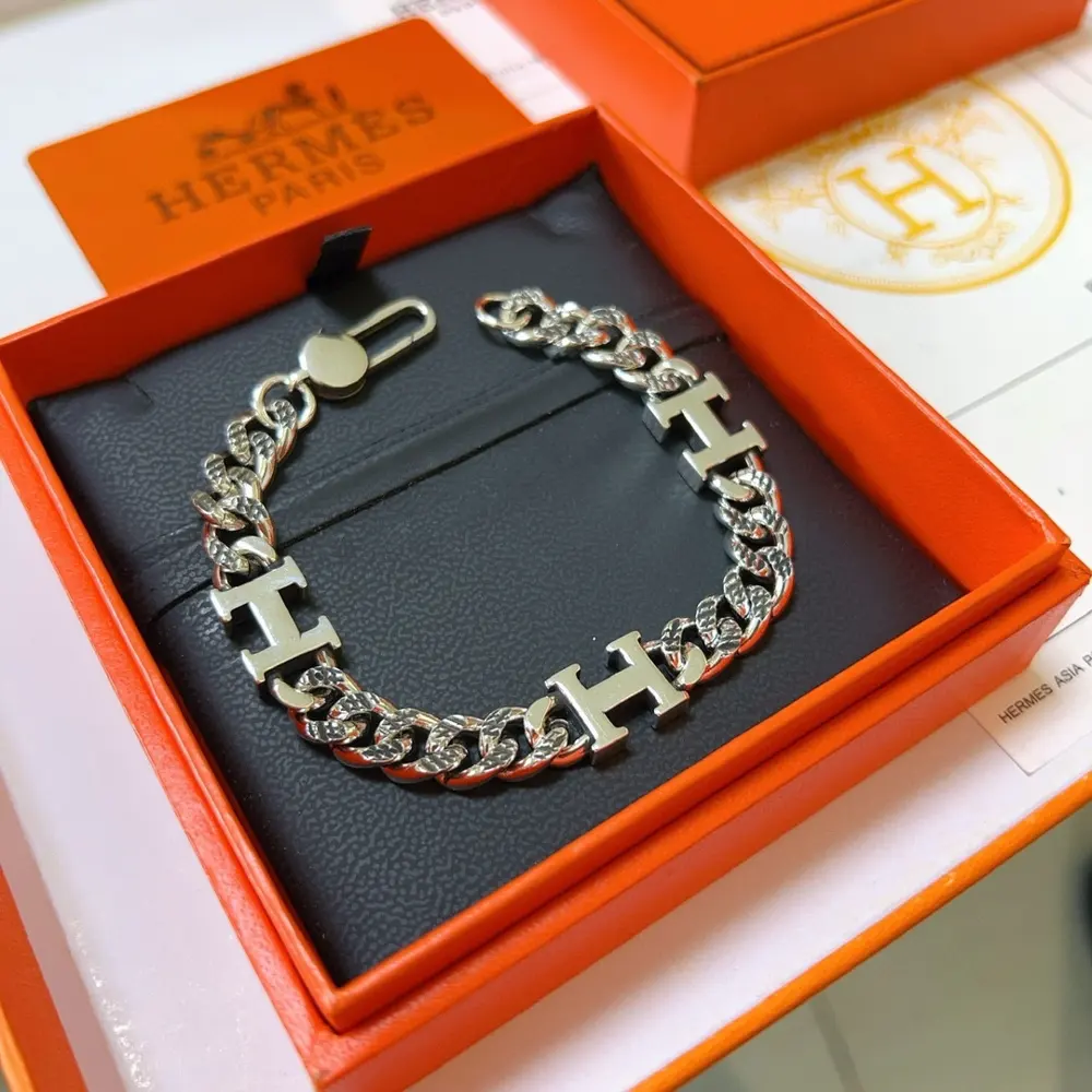 New Hermès bracelet thickened version platinum version. High-end precision version