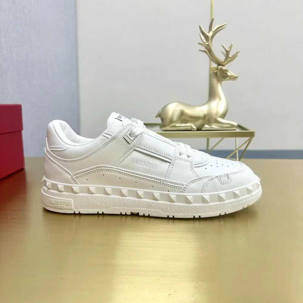 Valentino’s latest fashion shoes