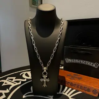 Chrome Hearts Classic Vintage Lock Necklace Cross Pendant