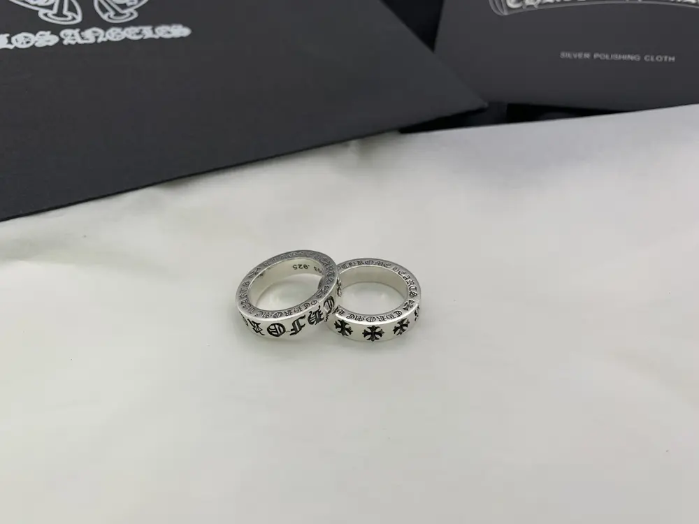 Chrome Hearts classic cross ring