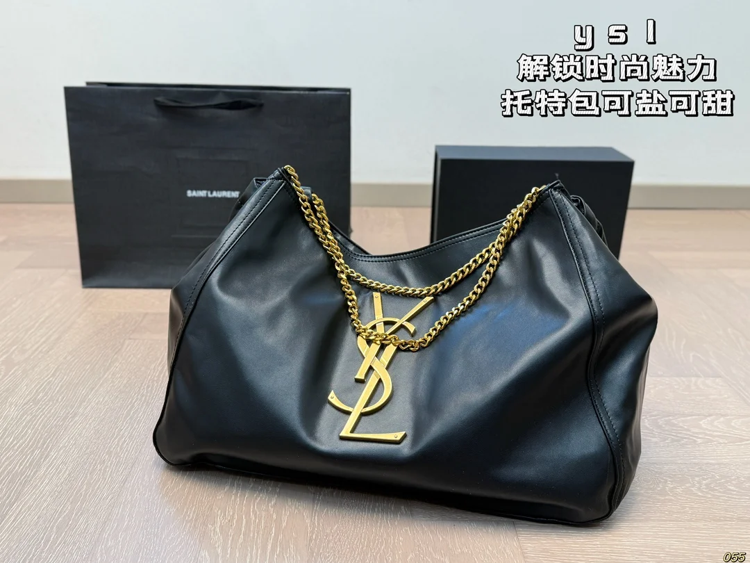 Yves Saint Laurent Tote