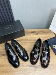 Prada men’s business casual leather shoes