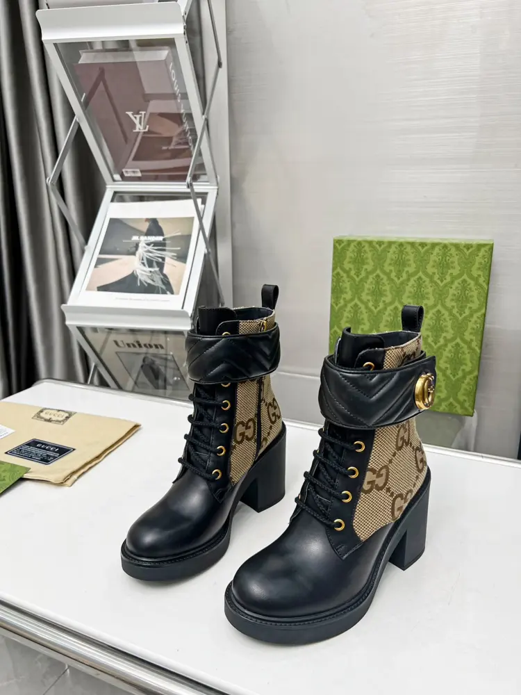 latest version of GUCCI hot sale Very easy to match Inner zipper design