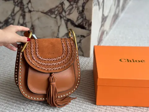 Chloe Saddle