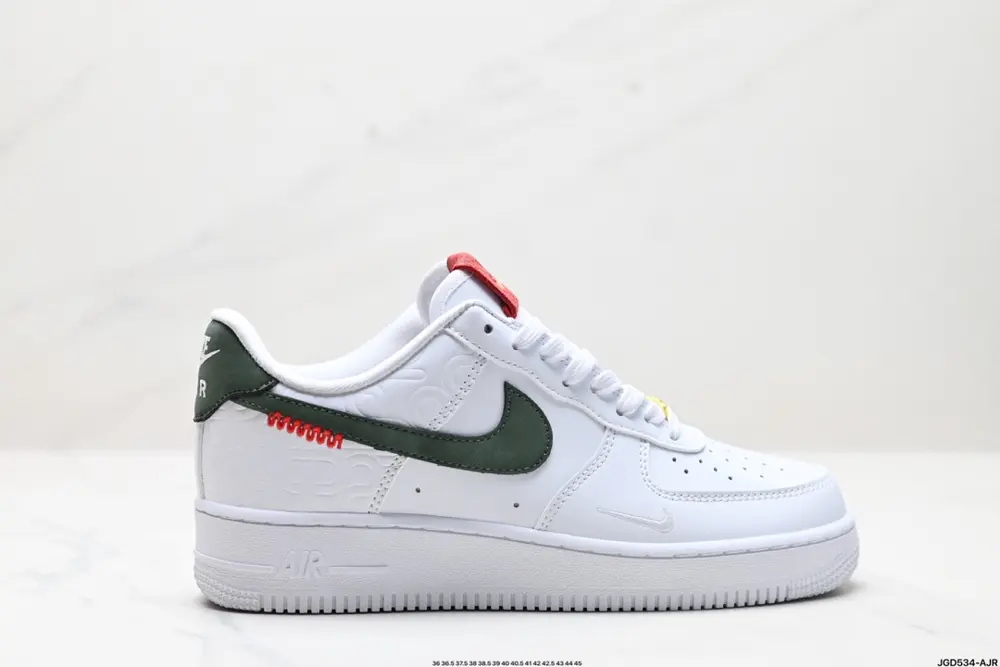 NIKE AIR FORCE 1’07 LV8 Sneakers CW2288-111