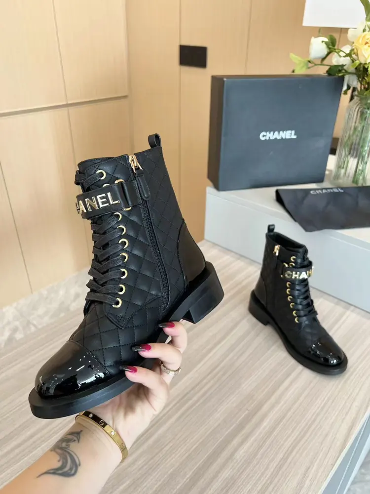 Official website synchronized with 『 CHANEL 』 Chanel 2024 latest Martin boots series
