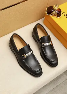 Louis Vuitton casual leather shoes