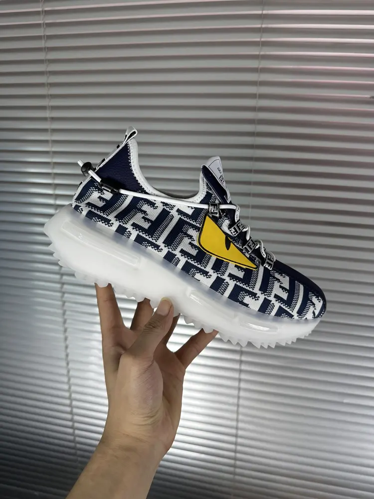 Fendi sports casual shoes are an international brand that continues to innovate. This style