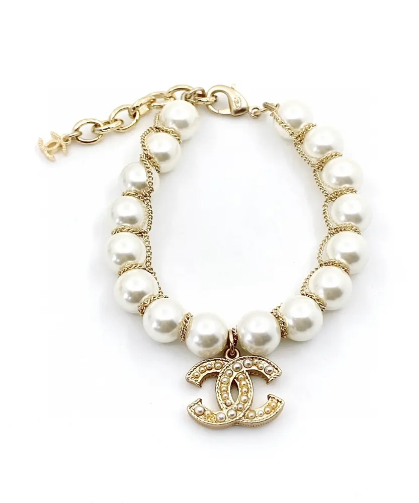 Chanel pearl chain bracelet