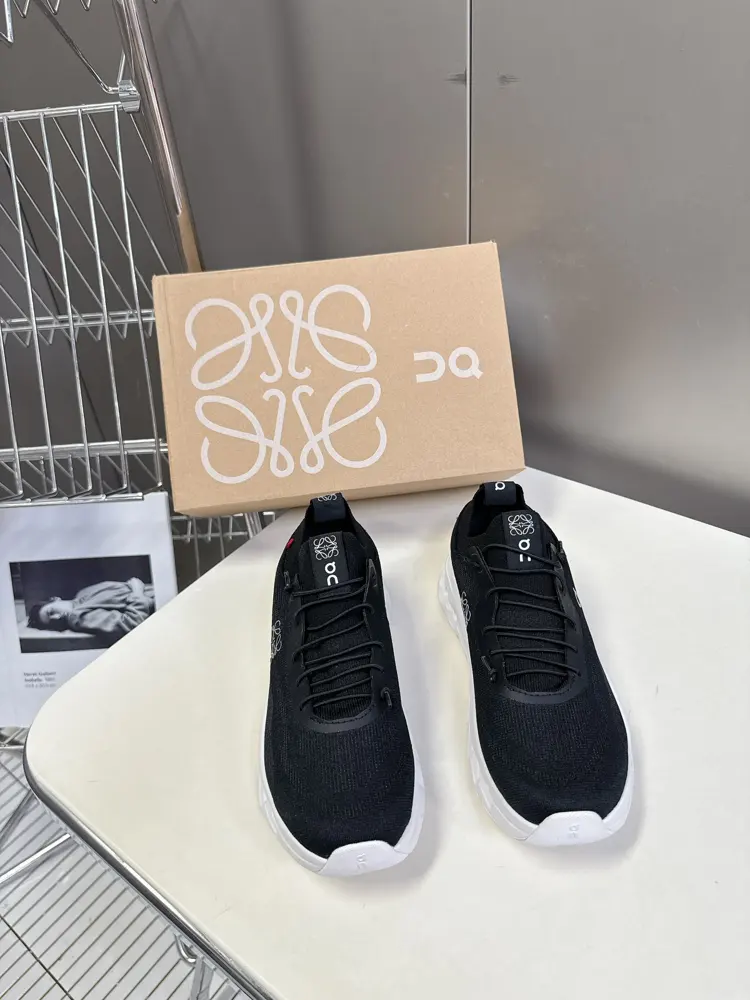 Loewe x On Cloudtilt Loewe co-branded lightweight couple sports casual shoes