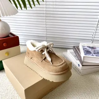 UGG thick-soled lace-up snow boots