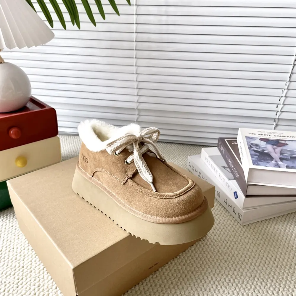 UGG thick-soled lace-up snow boots