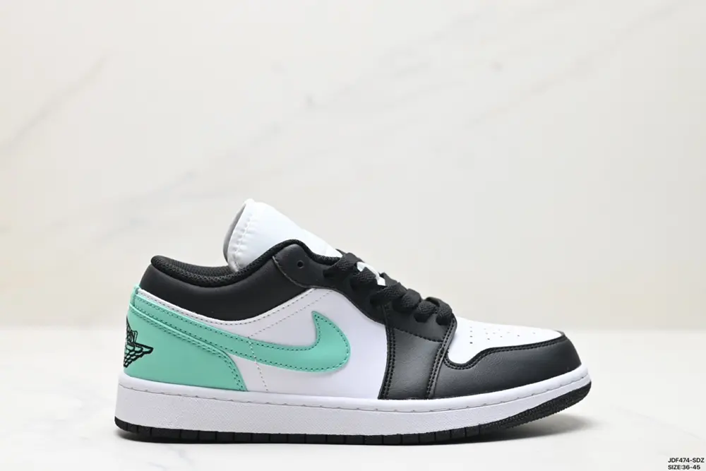 Nike Air Jordan 1 Low Sneakers FJ5737-100