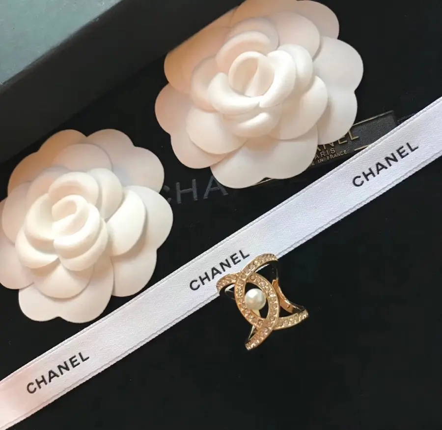 Chanel pearl ring
