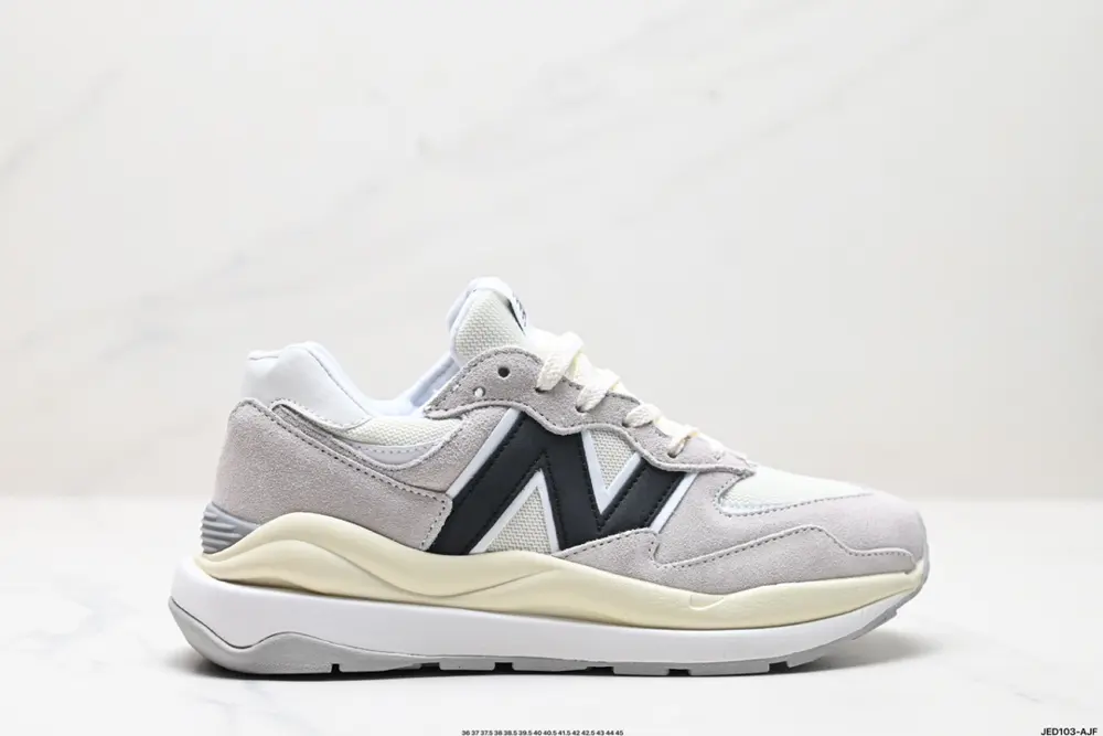 New Balance NB5740 series uses a variety of carefully selected high-quality materials to M5740CBC
