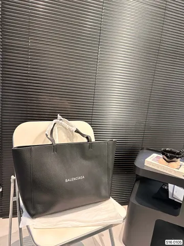 Balenciaga Tote
