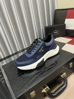 Prada men’s new casual shoes