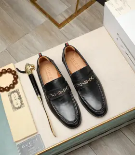 Gucci official website dress shoes Italy imported cowhide + top imported water-dyed cowhide