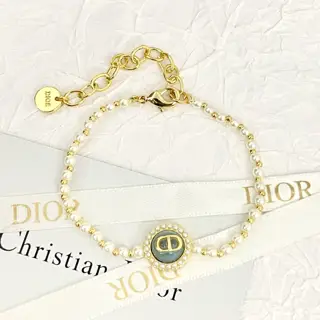 Dior bracelet hot-selling models are hot and new