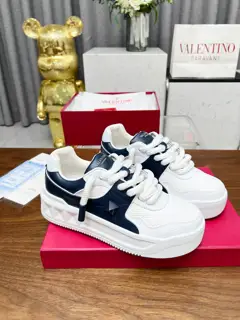 Valentino One study XL new arrival
