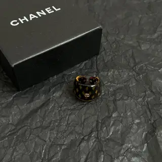 Chanel vintage ring