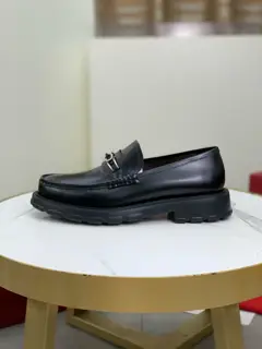 Salvatore Ferragamo business formal leather shoes