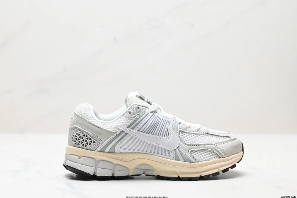 Nike Zoom Vomero 5 Sneakers BV1358-001