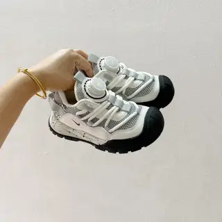 Nike anti-skid tire sole children’s hiking shoes