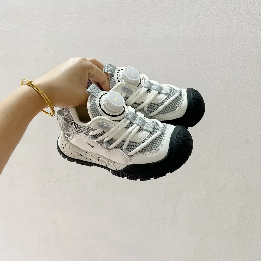 Nike anti-skid tire sole children’s hiking shoes