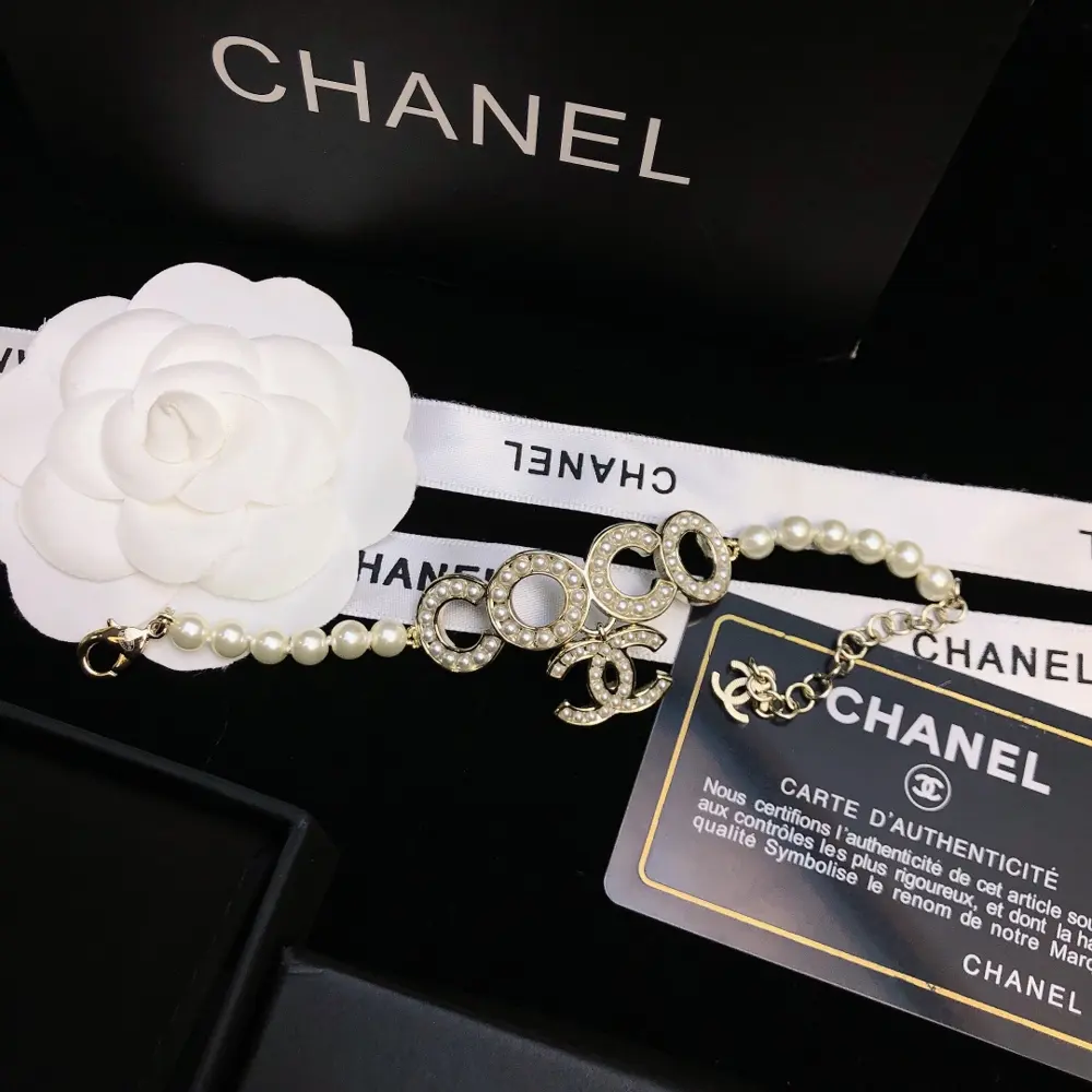 Chanel pearl bracelet