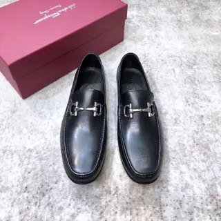 Salvatore Ferragamo men’s leather shoes